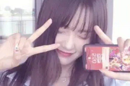 刚结婚就被出轨丈夫10年劈腿6人……被全网劝离婚的她如今终于逆袭！