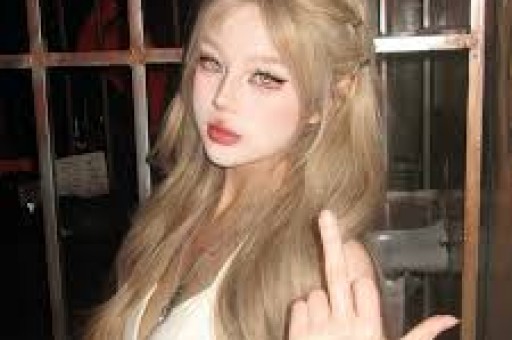 薛之谦演唱会“一个人来的”真相：又是网红炒作拍剧本？