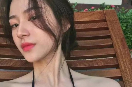 “黄总”邀约女子进包间后续：网友质疑是剧本女子发声否认官方介入更多详细曝光