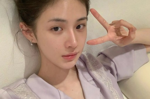 鹿晗关晓彤分手风波升级！狗仔曝光男星裸上身照鹿晗被怀疑出轨