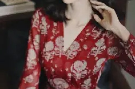 南京离职幼师回应“举报幼儿园炒菜锅洗拖把”：考虑了两天两夜决定曝光全园孩子我基本都认识不能对不起孩子